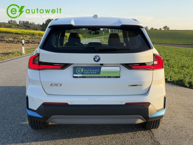 BMW iX1 xDrive30 65kWh HeadUp 360&deg;-Kamera Driving Assistant Plus 
