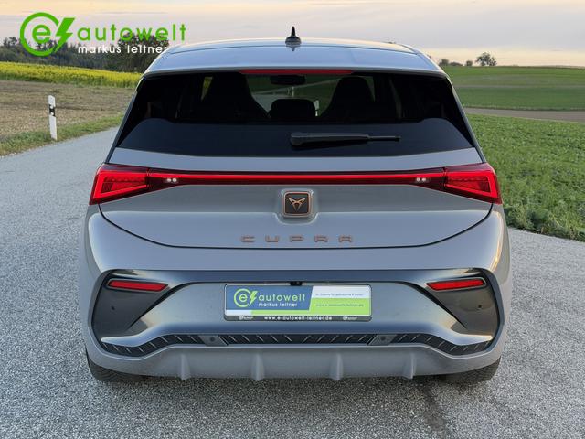 Cupra Born Edition Dynamic 60kWh Tech + Pilot M Dinamica 