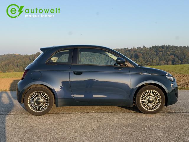 Fiat 500e Icon 42 kWh Sitzheizung RFK Scheckheftgepflegt 