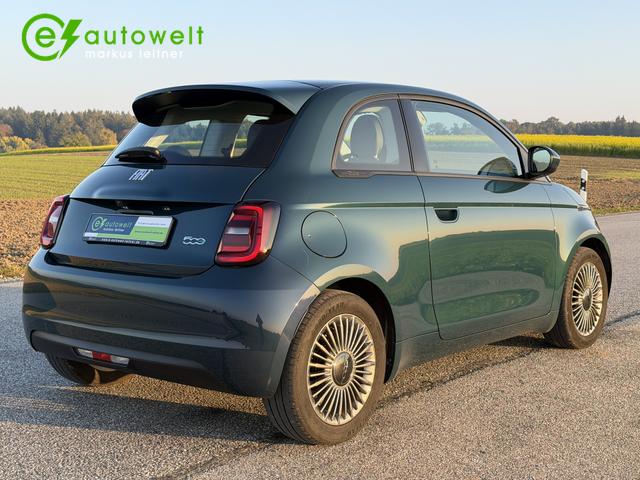Fiat 500e Icon 42 kWh Sitzheizung RFK Scheckheftgepflegt 