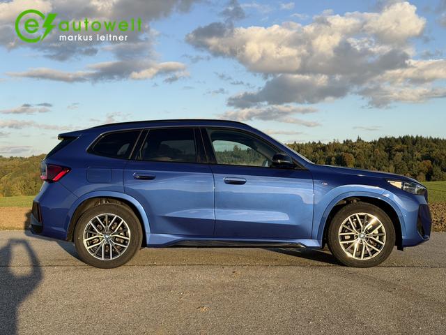 BMW iX1 xDrive30 M Sport 65kWh AHK harman/kardon Premium 