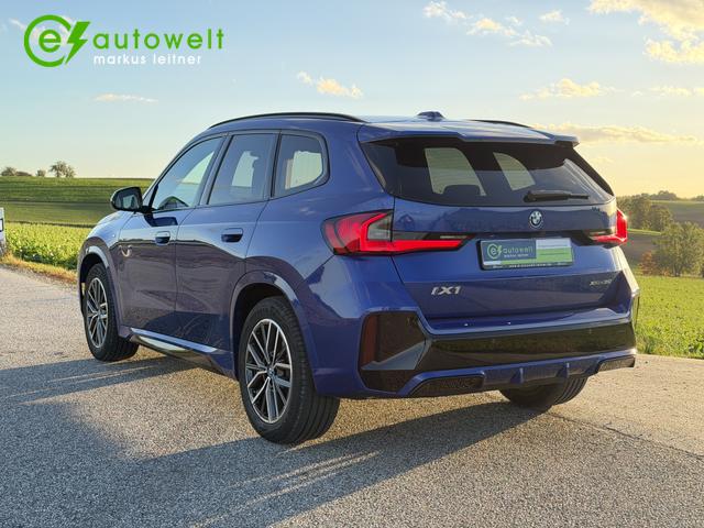 BMW iX1 xDrive30 M Sport 65kWh AHK harman/kardon Premium 