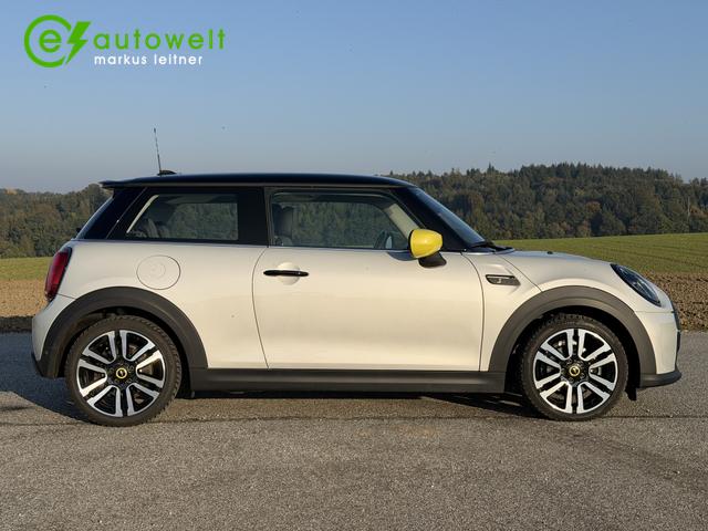 MINI Cooper SE Classic Trim 32,6kWh Komfortp. Plus Pano h/k 