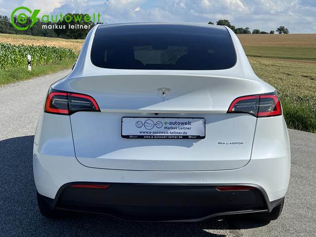 Tesla Model Y Long Range Dual Motor Ryzen 1. Hd. Matrix Mwst. 
