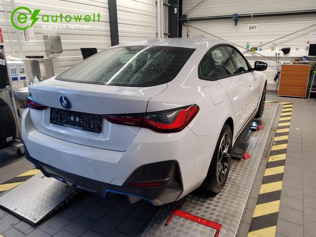 BMW i4 eDrive40 M Sport HuD Driving Assistant Memory 
