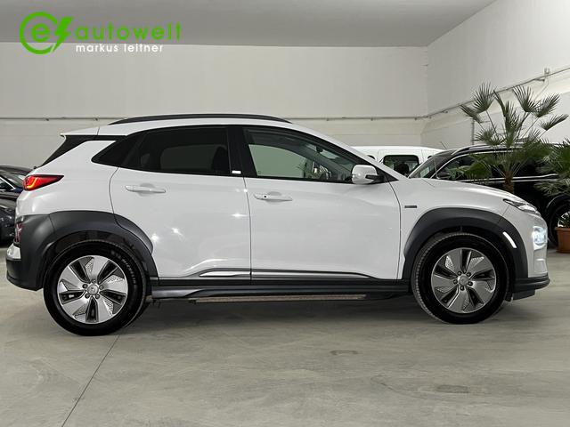 Hyundai KONA 64kWh Style Navi+Fahrassistenz-Paket 3-phasig W&auml;rmepumpe 1. Hd. Mwst. 