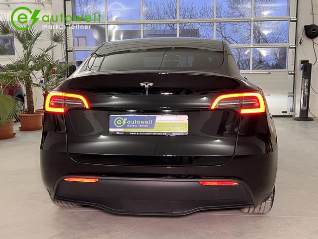 Tesla Model Y 60kWh LFP AHK Matrix19" ACC Panoramadach 