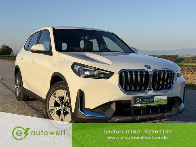 BMW iX1 - xDrive30 65kWh HeadUp 360&deg;-Kamera Driving Assistant Plus