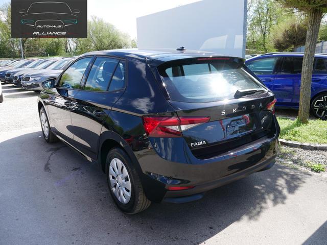 Skoda Fabia Selection 1.0 TSI DSG*NAVI-&Uuml;BER-SMARTLINK*LED*PDC-HI*SHZ*DAB*KLIMA 