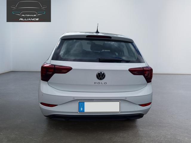 Volkswagen / Polo (Facelift) / Wei&szlig; / Life / / 