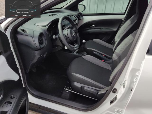 Toyota / Aygo X / Weiß / / / 
