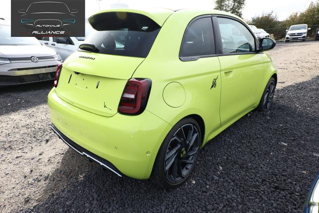 Abarth 500e Turismo 42 kWh LED Pano Nav JBL SHZ Kam PDC 