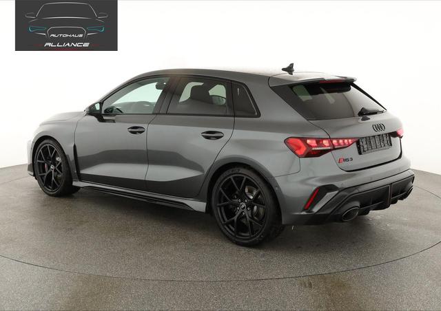 Audi RS3 2.5 294 kW TFSI quattro RS 3 Sportback quattro, SONOS, Navi, Kamera, Side, 5 J.-Garantie 