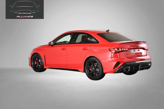 Audi RS3 Limousine 2.5 TFSI 7-Gang S tronic 