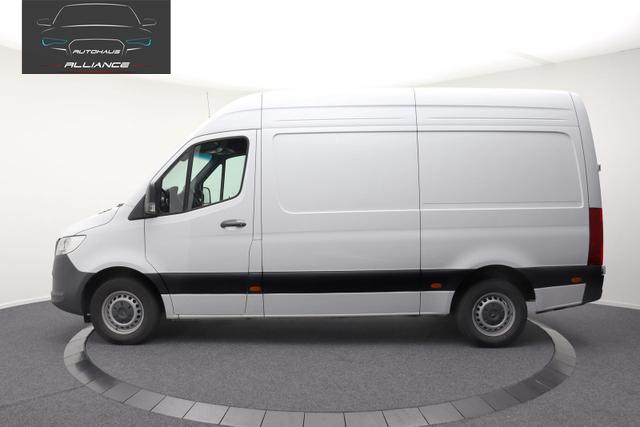 Mercedes-Benz 317 CDI Sprinter Standard HA 9G-TRONIC PRO L2H2 