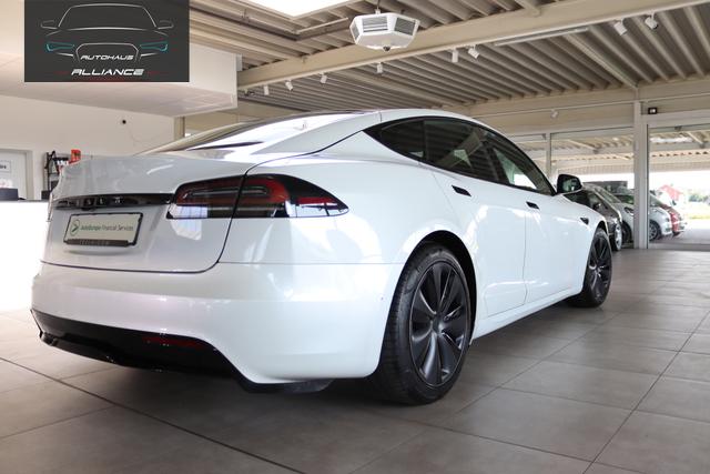 Tesla Model S Dual 