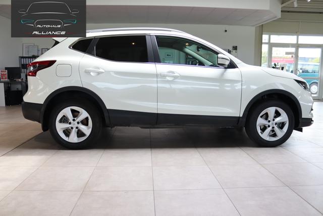 Nissan Qashqai 1.2 DIG-T Acenta 4x2 