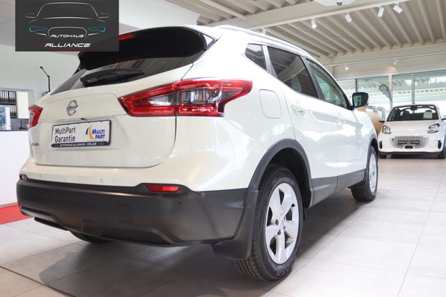 Nissan Qashqai 1.2 DIG-T Acenta 4x2 