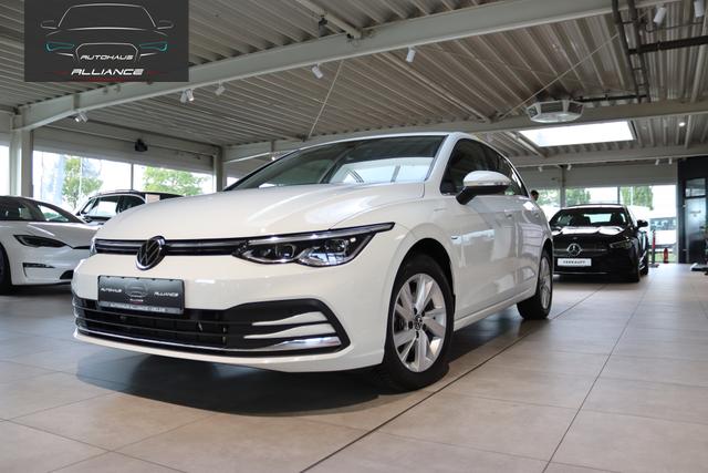 Volkswagen Golf VIII 1.4 eHybrid Style 