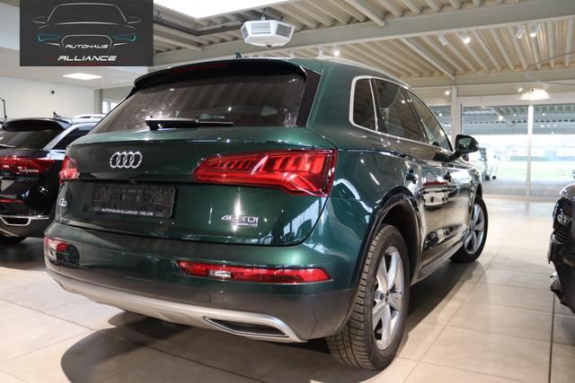 Audi Q5 2.0 40 TDI quattro design 