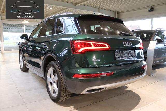 Audi Q5 2.0 40 TDI quattro design 