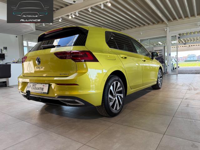 Volkswagen Golf VIII 1.4 eHybrid Style 