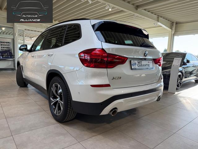 BMW X3 xDrive30e Advantage 