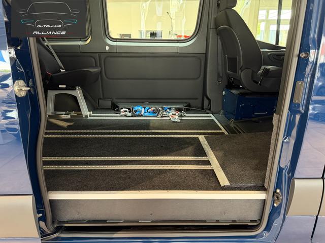 Mercedes-Benz Sprinter Behindertengerechter Transporter III Kb 211 CDI RWD 