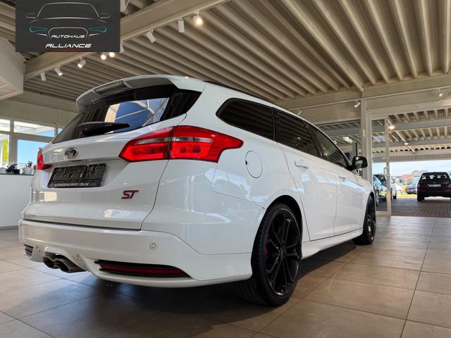 Ford Focus Turnier ST 2.0 TDCi 