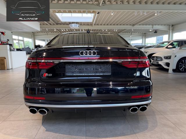 Audi S8 4.0 TFSI quattro 