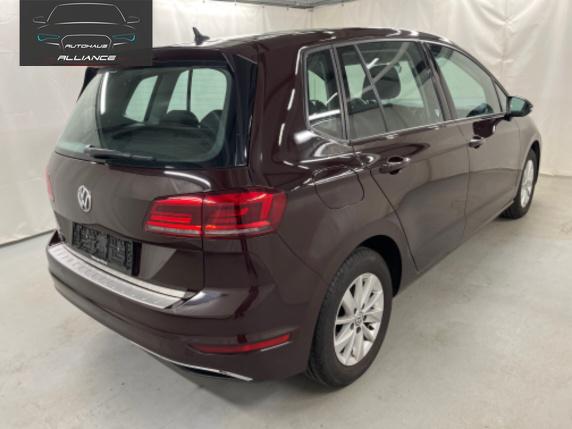 Volkswagen Golf Sportsvan 1.6 TDI SCR DSG Comfortline 