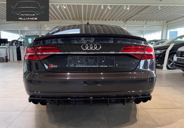 Audi S8 4.0 TFSI quattro 