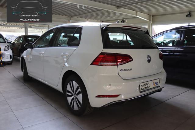 Volkswagen Golf VII e-Golf 