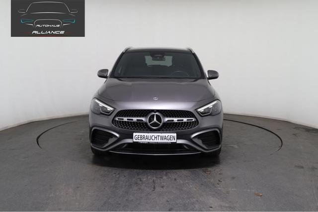 Mercedes-Benz GLA AMG Line 220 (AMG Line) d 4MATIC *PANO*AHK*NAVI*LED*SHZ*PDC* 