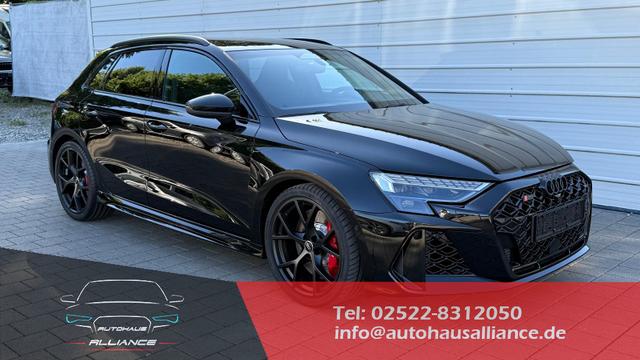 Audi RS3 Sportback - 2.5l Quattro S tronic NAVI*SONOS*ParkAsst*360&deg;*Matrix*AsstPak*Keyless*