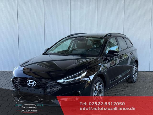 Hyundai i30 - WG FL 1,5 T-GDI FAMILY 6MT 140 PS / Navi Sitz & Lenkr.Heiz PDC V.&H. m. Kamera Alu16 LED Kurvenlicht
