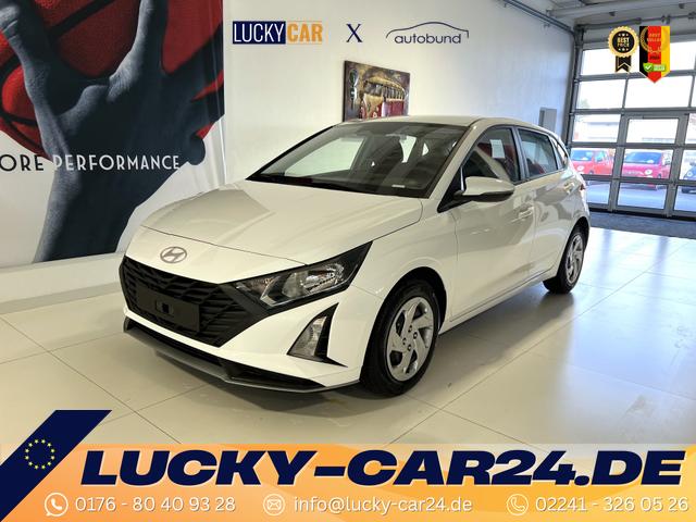 Lagerfahrzeug Hyundai i20 - Comfort 1.2 58 kW (79 PS) Klimaanlage, Navigationssystem, Radio mit DAB, Apple CarPlay & Android Auto, Rückfahrkamera, Einparkhilfe hinten, Lichtsensor, Spurhalteassistent, Fernlichtassistent, Verkehrszeichenassistent uvm.