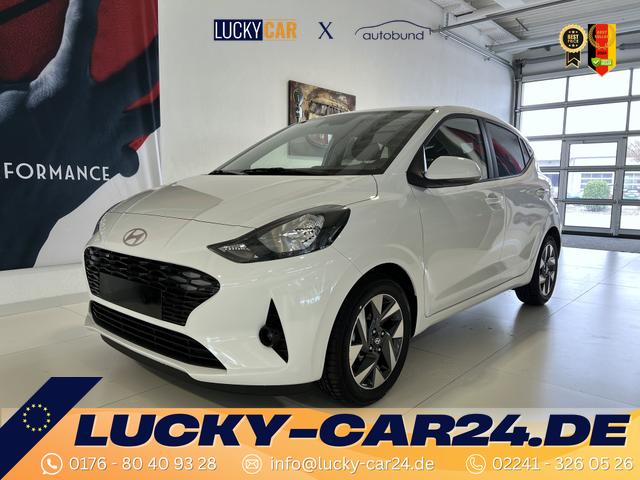 Lagerfahrzeug Hyundai i10 - GO  1.0 MT 46 kW (63 PS) 5 Jahre Herstellergarantie, Klimaautomatik, Navigationssystem, Apple CarPlay & Android Auto, Sitzheizung, Lenkradheizung, Einparkhilfe hinten, Rückfahrkamera, Privacy Glass, 15" Leichtmetallfelgen, uvm.