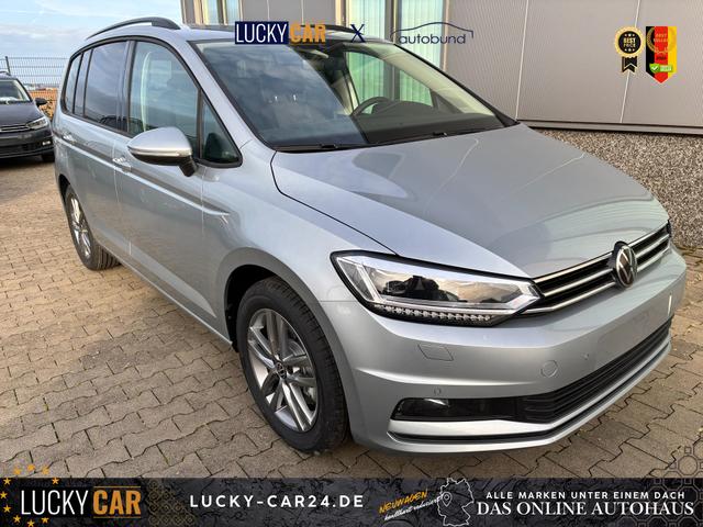 Lagerfahrzeug Volkswagen Touran - Limited 1.5 TSI 150 PS, 17" Alu, SILBER-Metallic, Winter-Paket, Elektr. Heckklappe, Keyless, Alarm, LED-Scheinwerfer IQ-Light, Travel Assist, Parksensoren vo/hi, Rückfahrkamera, ACC, M-Lederlenkrad, Digital Cockpit, 3-Zonen-Climatronic, Radio Ready2Discover 8"