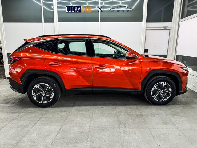 Hyundai TUCSON STYLE TRANSPORTSCHADEN KLIMAAUTOMATIK TOTWINKEL NAVI SHZ RFK PDC 