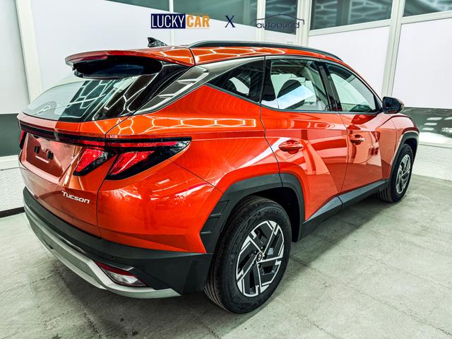 Hyundai TUCSON STYLE TRANSPORTSCHADEN KLIMAAUTOMATIK TOTWINKEL NAVI SHZ RFK PDC 