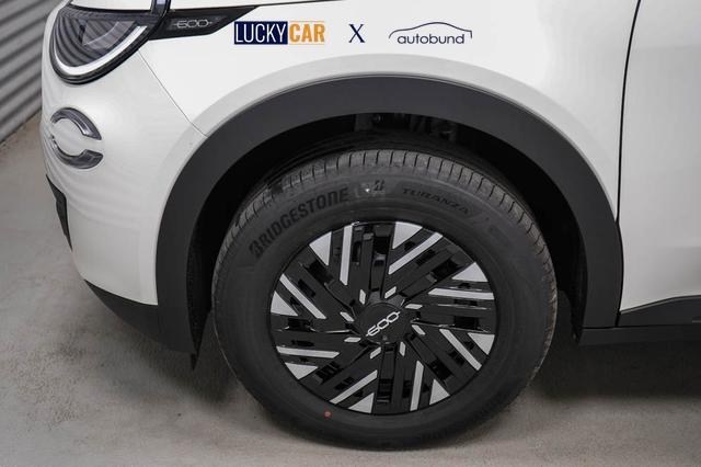 Fiat 600 1,2 MHEV DCT 48V - LAGER 