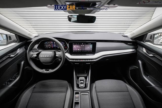 Skoda Octavia Combi Kombi 1,5 eTSI DSG mhev Selection -LAG. 