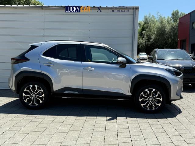 Toyota Yaris Cross Style Comfort 1,5-l-VVT-iE SafetyP*Navi*WinterPak*Kamera*Klimaauto*ACC*Keyless* 