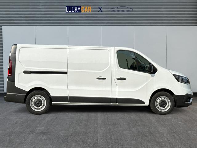 Renault / Trafic / / / / 