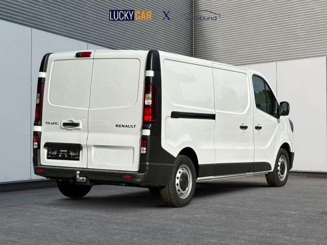 Renault / Trafic / / / / 