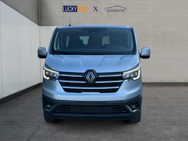 Renault / Trafic / / / / 