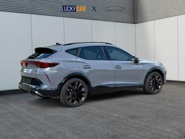 Cupra / Formentor / Grau / / / 4Drive BREMBO+MATRIX+NAVI+SENNHEISER, Beispielbilder, ggf. teilweise mit Sonderausstattung