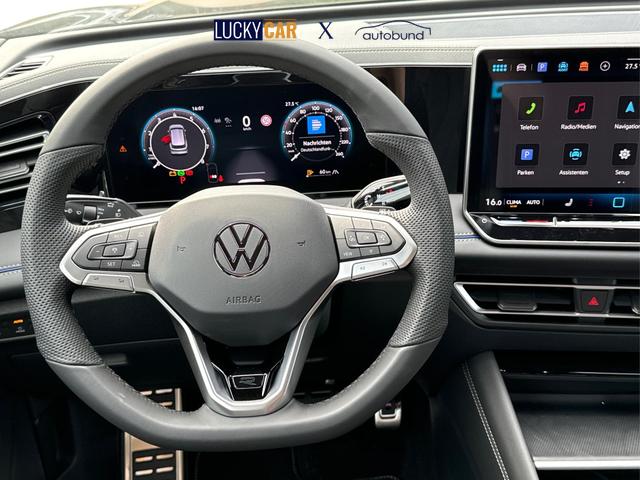 Volkswagen / Tiguan / Schwarz / / / DSG+HARMAN+20 ALU+MATRIX+MASSAGE+ACC+KAMERA