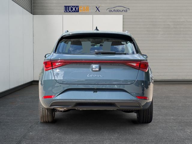 Seat / Leon Sportstourer / Blau / / / DSG+KAMERA+ACC+SHZ+KLIMA+FULLLINK+LED
